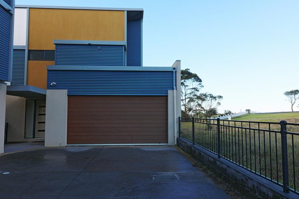 Saltwater Apartments Eden Exterior photo